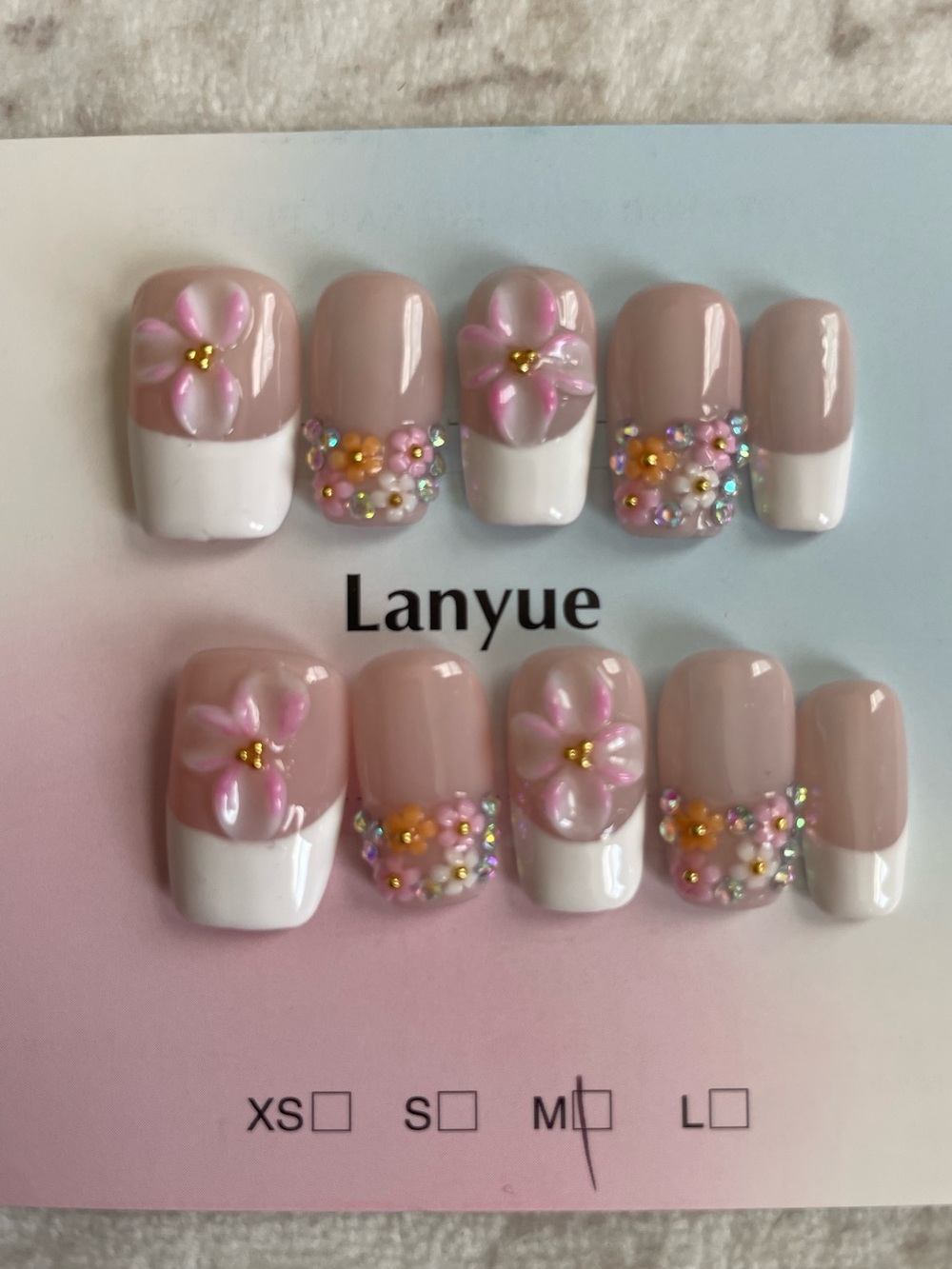 5 for $20! High Quality Press-On Nails in size medium